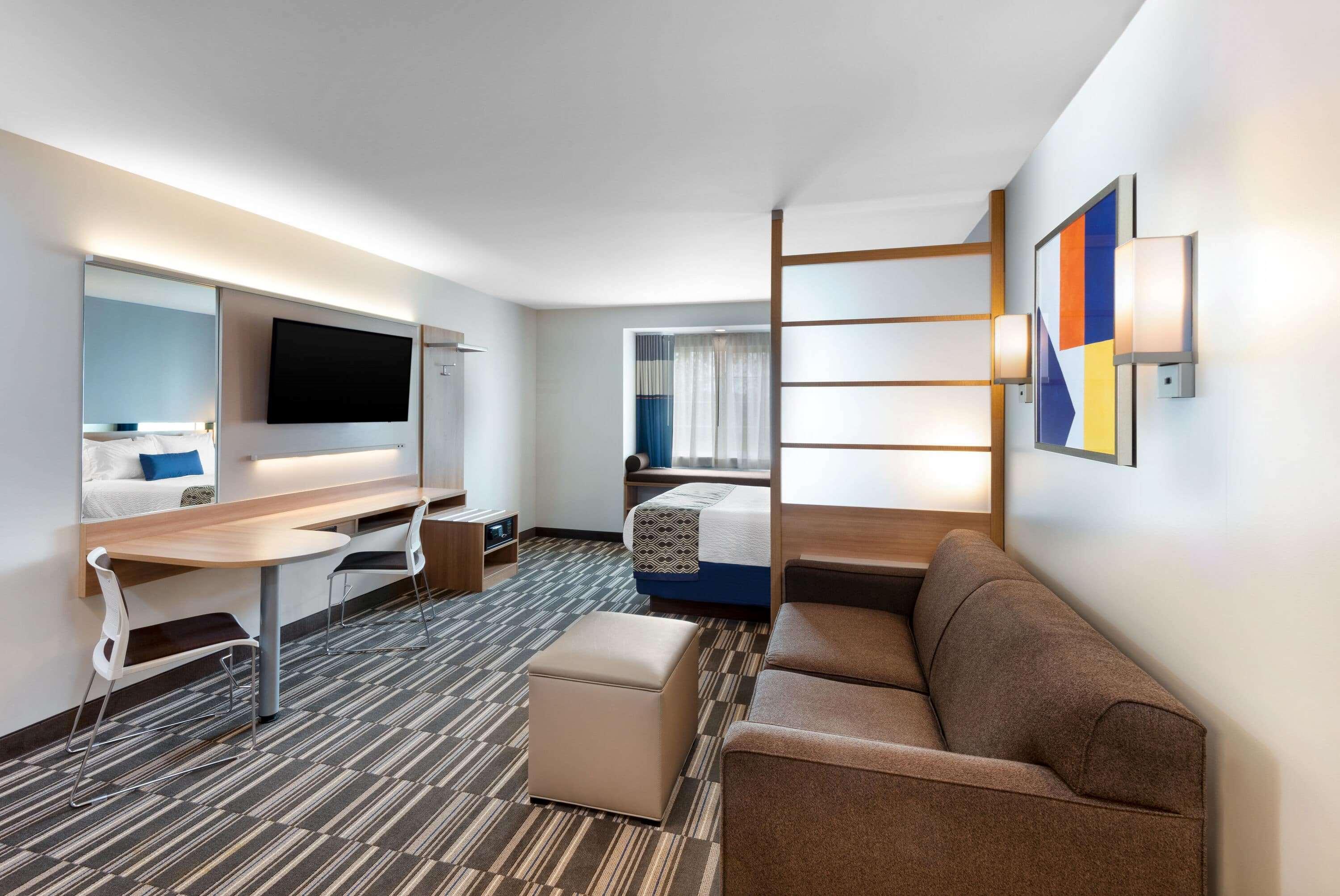 Microtel Inn & Suites By Wyndham Farmington Exteriér fotografie