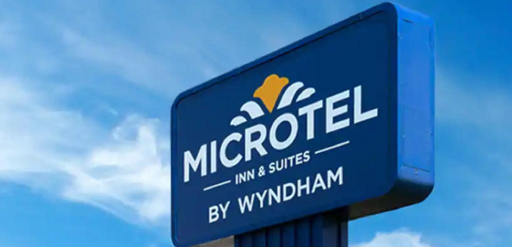 Microtel Inn & Suites By Wyndham Farmington Exteriér fotografie